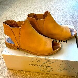 Musse & Cloud sandals